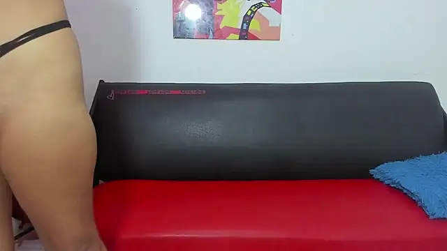 Snapshot of Totaldestructionparty chatting on 10-10-25, 02:07 Totaldestructionparty online show from 10-10-25, 02:07