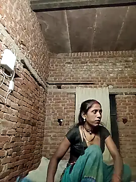 Snapshot of Xx_pooja chatting on 10-14-25, 03:12 Xx pooja online show from 10-14-25, 03:12