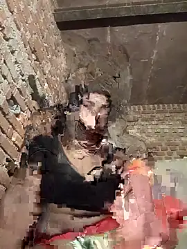 Snapshot of Xx_pooja chatting on 09-24-25, 09:21 Xx pooja online show from 09-24-25, 09:21