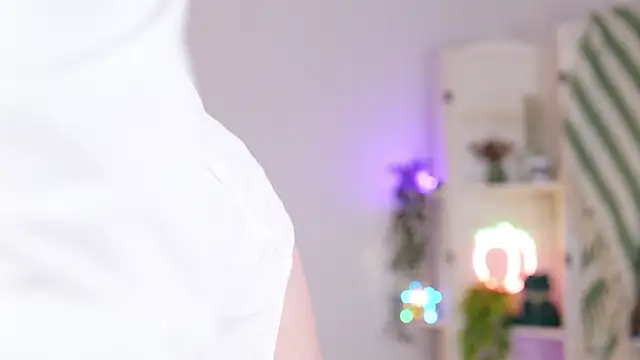 Island Peach online show from 03-22-26, 03:35