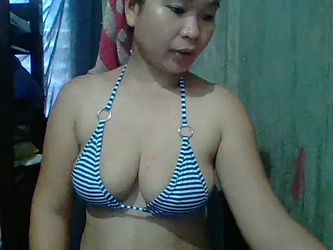 Snapshot of hot_lady26 chatting on 09-21-25, 11:32 hot lady26 online show from 09-21-25, 11:32