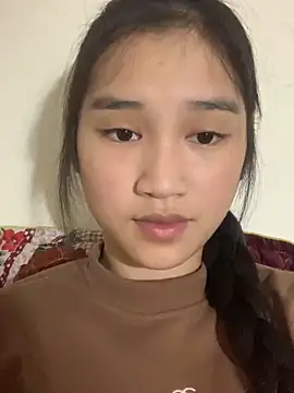 Snapshot of -Lie-06 chatting on 11-20-25, 06:03 -Lie-06 online show from 11-20-25, 06:03