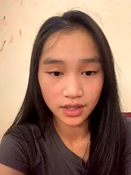 Snapshot of -Lie-06 chatting on 09-25-25, 02:01 -Lie-06 online show from 09-25-25, 02:01