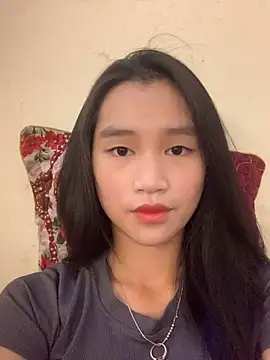 Snapshot of -Lie-06 chatting on 09-23-25, 01:18 -Lie-06 online show from 09-23-25, 01:18