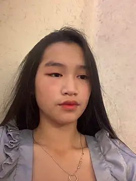 Snapshot of -Lie-06 chatting on 10-04-25, 02:29 -Lie-06 online show from 10-04-25, 02:29