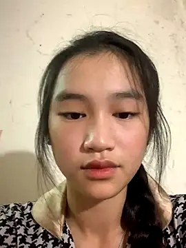 Snapshot of -Lie-06 chatting on 09-19-25, 05:44 -Lie-06 online show from 09-19-25, 05:44