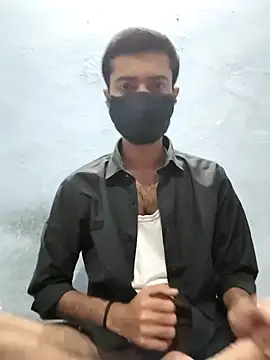 Snapshot of GirlsCrush_ chatting on 11-01-25, 02:11 GirlsCrush online show from 11-01-25, 02:11