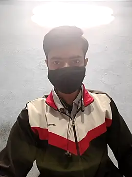 GirlsCrush  online show from 01-14-26, 01:37