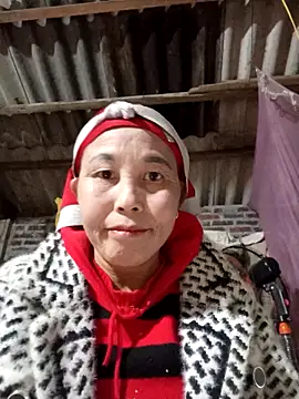 me-cute online show from 11-27-25, 12:49