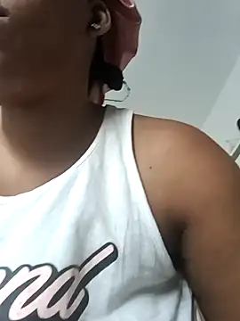 Snapshot of HappygalTheQueen chatting on 01-13-26, 11:47 HappygalTheQueen online show from 01-13-26, 11:47