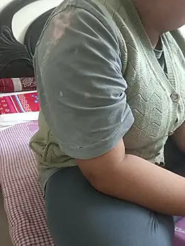 payal 261072  online show from 12-23-25, 03:06