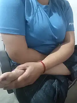 payal 261072  online show from 02-24-26, 04:02