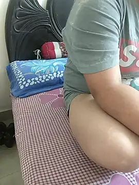 payal 261072  online show from 10-17-25, 03:43