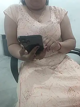 payal 261072  online show from 02-23-26, 03:52