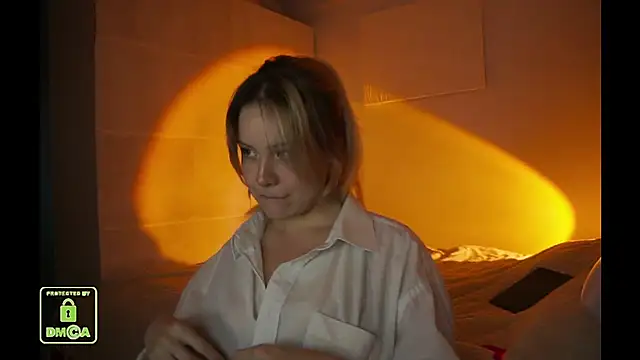 cheriri online show from 11-14-25, 01:59