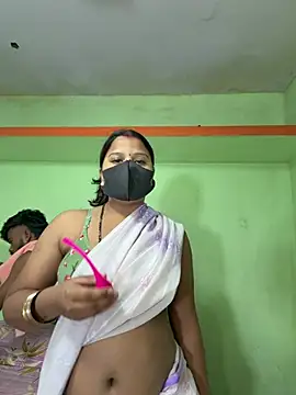 Shneeha le online show from 03-12-26, 09:02