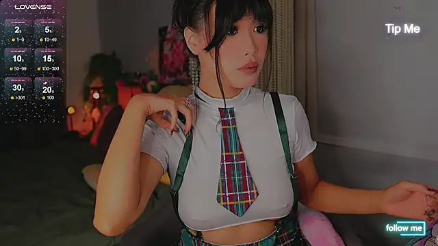 Snapshot of Kami_Lee_XO chatting on 10-09-25, 06:08 Kami Lee XO online show from 10-09-25, 06:08