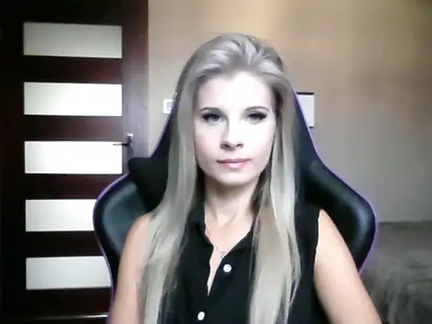 KristineGlow online show from 09-17-25, 06:15