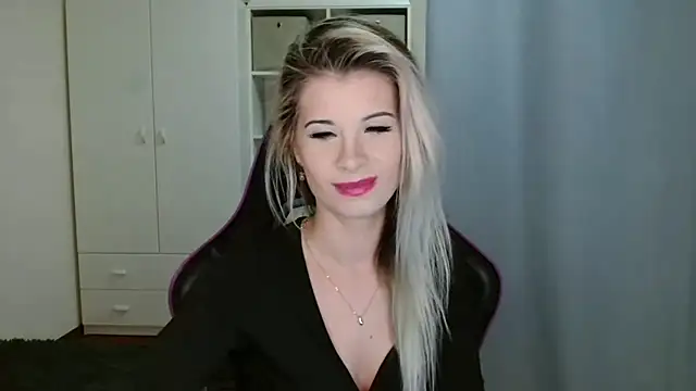 KristineGlow online show from 12-03-25, 07:30