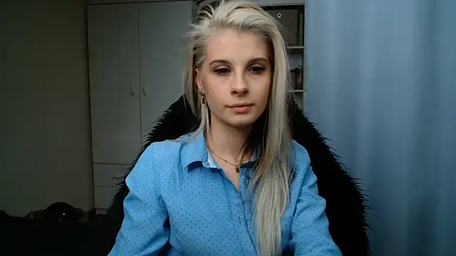KristineGlow online show from 07-10-26, 02:28