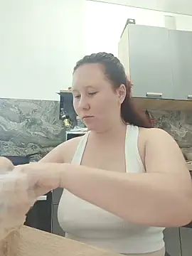 MiaKissy online show from 10-09-25, 11:00