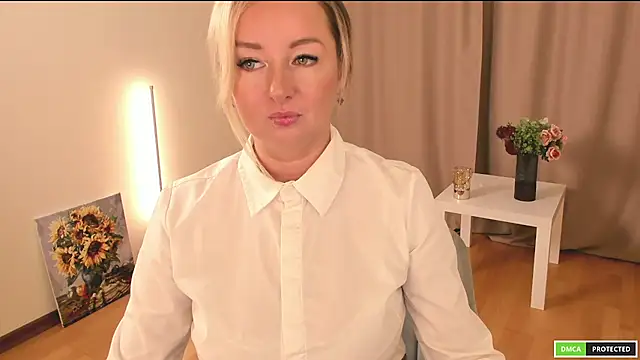 sexmom8 online show from 11-08-25, 12:31