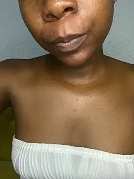 Crazyqueenxxx online show from 03-17-26, 10:51