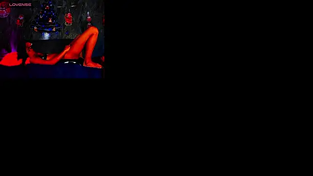 Snapshot of Fetish_party2 chatting on 11-26-25, 02:28 Fetish party2 online show from 11-26-25, 02:28