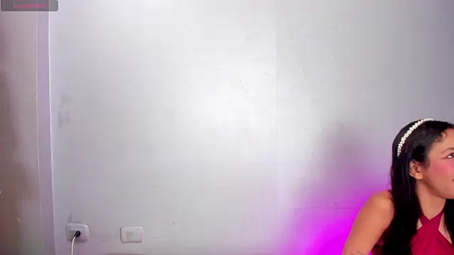 Snapshot of Fetish_party2 chatting on 10-04-25, 01:23 Fetish party2 online show from 10-04-25, 01:23