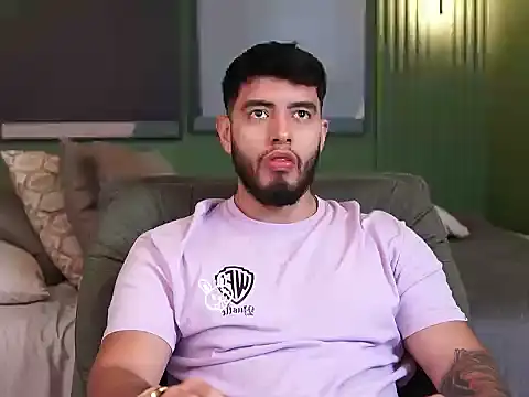 Snapshot of Nick_Vans chatting on 10-03-25, 01:23 Nick Vans online show from 10-03-25, 01:23