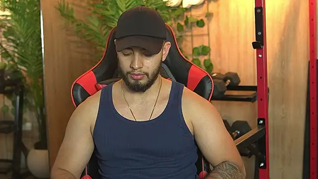 Snapshot of Nick_Vans chatting on 09-25-25, 09:54 Nick Vans online show from 09-25-25, 09:54