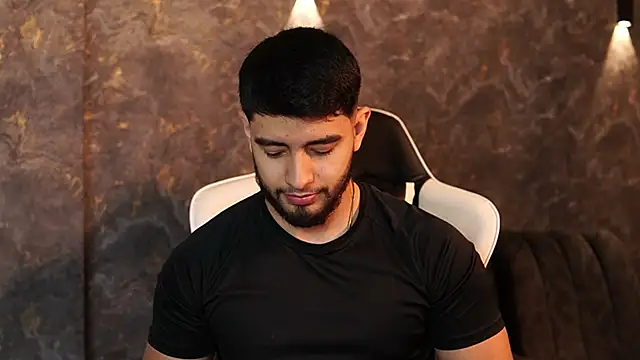 Snapshot of Nick_Vans chatting on 09-14-25, 03:12 Nick Vans online show from 09-14-25, 03:12