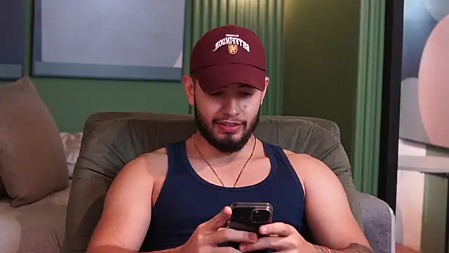 Snapshot of Nick_Vans chatting on 09-18-25, 01:58 Nick Vans online show from 09-18-25, 01:58