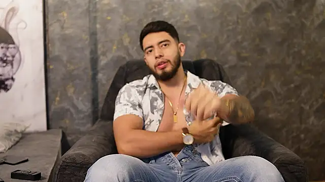 Snapshot of Nick_Vans chatting on 09-27-25, 02:01 Nick Vans online show from 09-27-25, 02:01