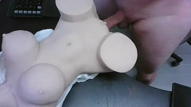 Snapshot of sissy_saski chatting on 02-10-26, 04:06 sissy saski online show from 02-10-26, 04:06