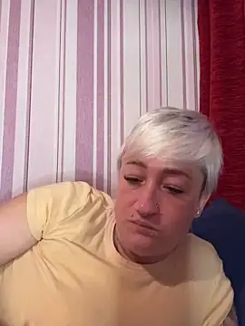 Rozendefotz online show from 05-16-26, 01:37