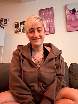 Rozendefotz online show from 09-30-25, 04:46