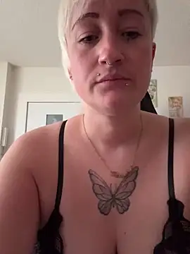 Rozendefotz online show from 10-26-25, 02:28