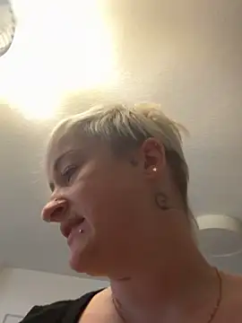 Rozendefotz online show from 10-13-25, 06:37