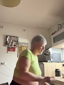 Rozendefotz online show from 12-23-25, 07:07