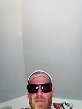Snapshot of Rooster149628tim chatting on 06-09-26, 04:52 Rooster149628tim online show from 06-09-26, 04:52