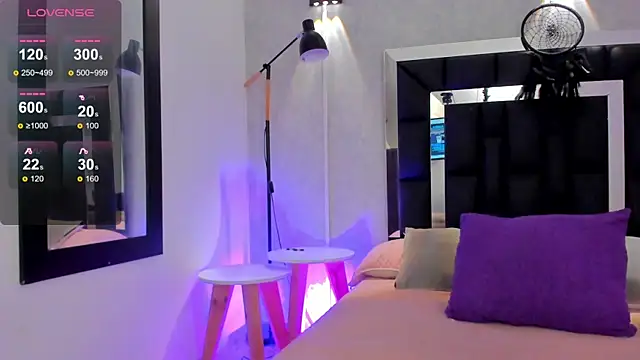 Snapshot of elian_7 chatting on 06-03-26, 12:06 elian 7 online show from 06-03-26, 12:06