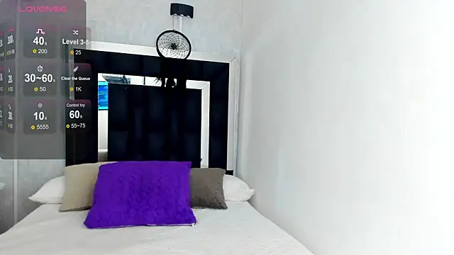 Snapshot of elian_7 chatting on 05-21-26, 12:35 elian 7 online show from 05-21-26, 12:35