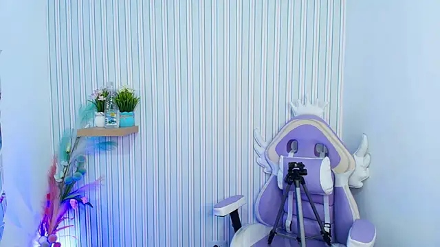 kataleya  18 online show from 11-28-25, 03:23