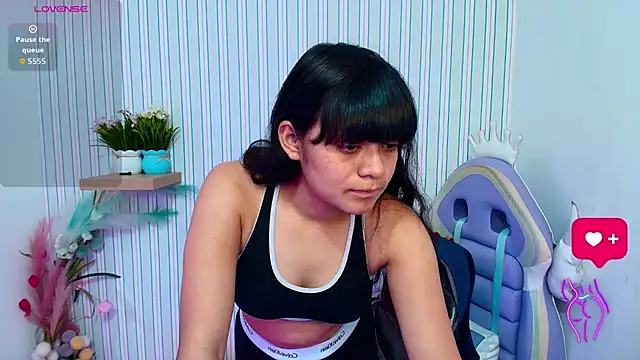 kataleya  18 online show from 06-12-26, 07:44
