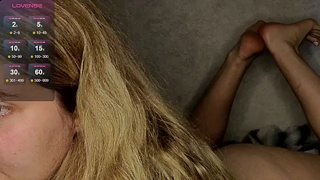 Dllqq online show from 04-19-26, 12:39