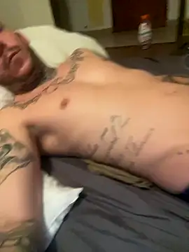 Snapshot of pimousssse chatting on 10-09-25, 12:00 pimousssse online show from 10-09-25, 12:00