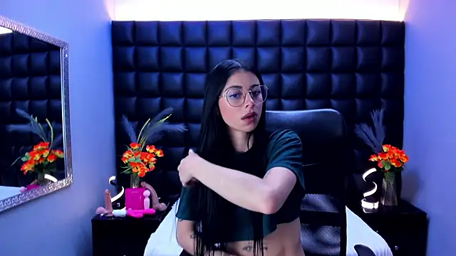 Dulce Miaa  online show from 06-16-26, 06:08