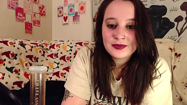 Shadow Slut online show from 10-18-25, 01:07