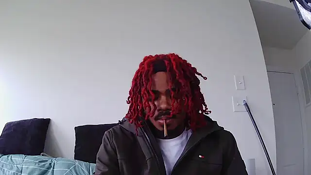 Snapshot of risktakinndolo chatting on 09-24-25, 02:12 risktakinndolo online show from 09-24-25, 02:12